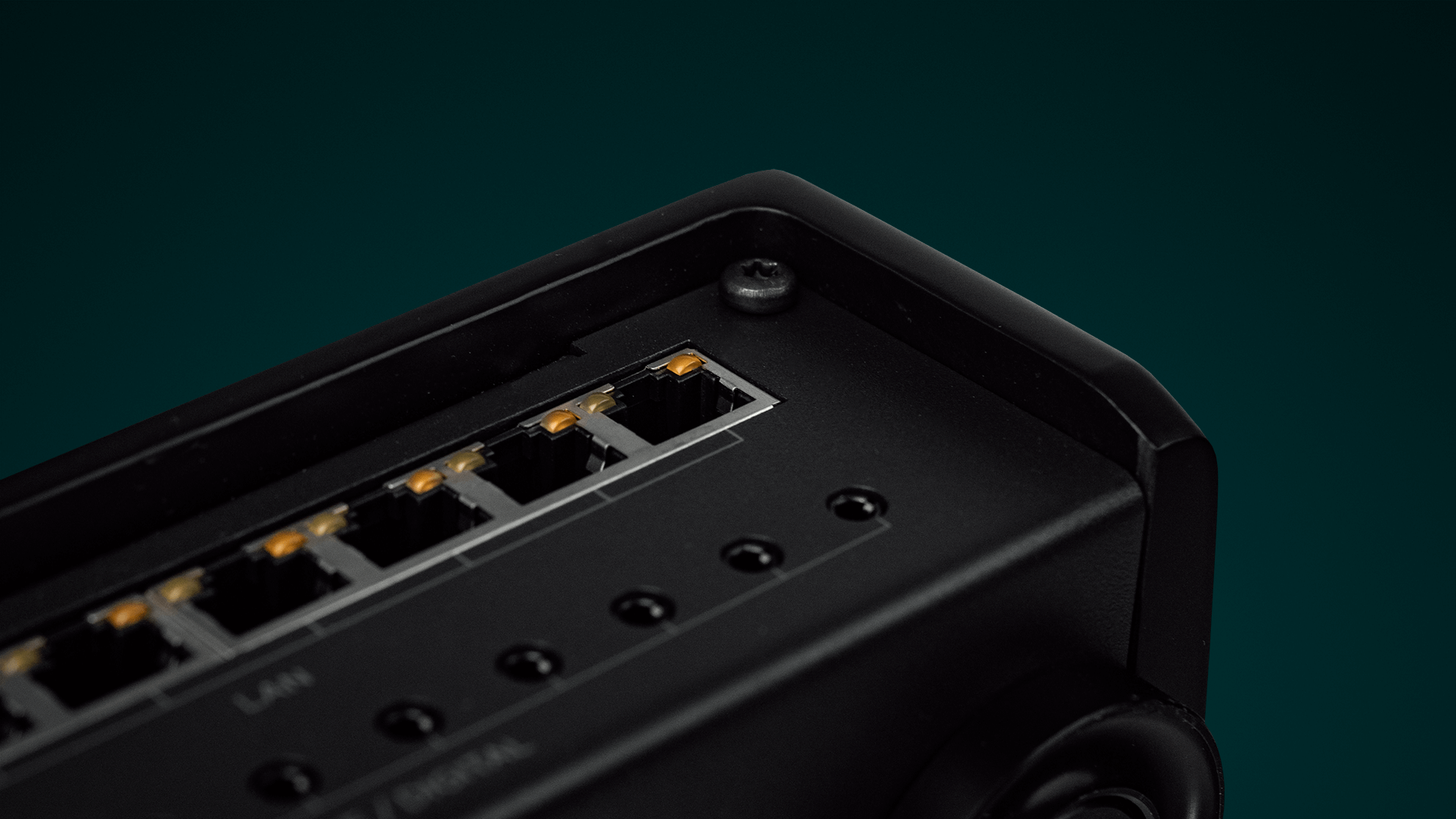 Ansuz PowerSwitch D2 / Ethernet Distribution