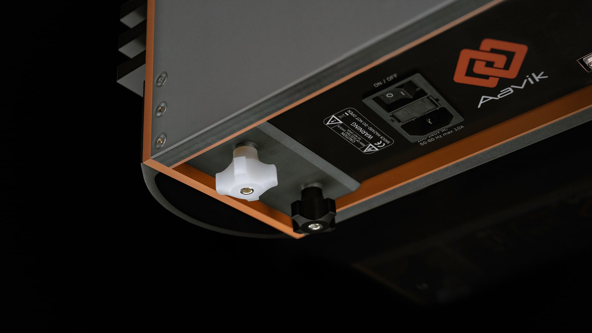 Aavik P-880 / Power Amplifier